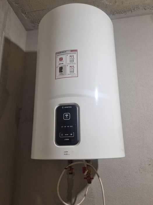 Boiler electric Ariston Lydos wifi 80 litrii
