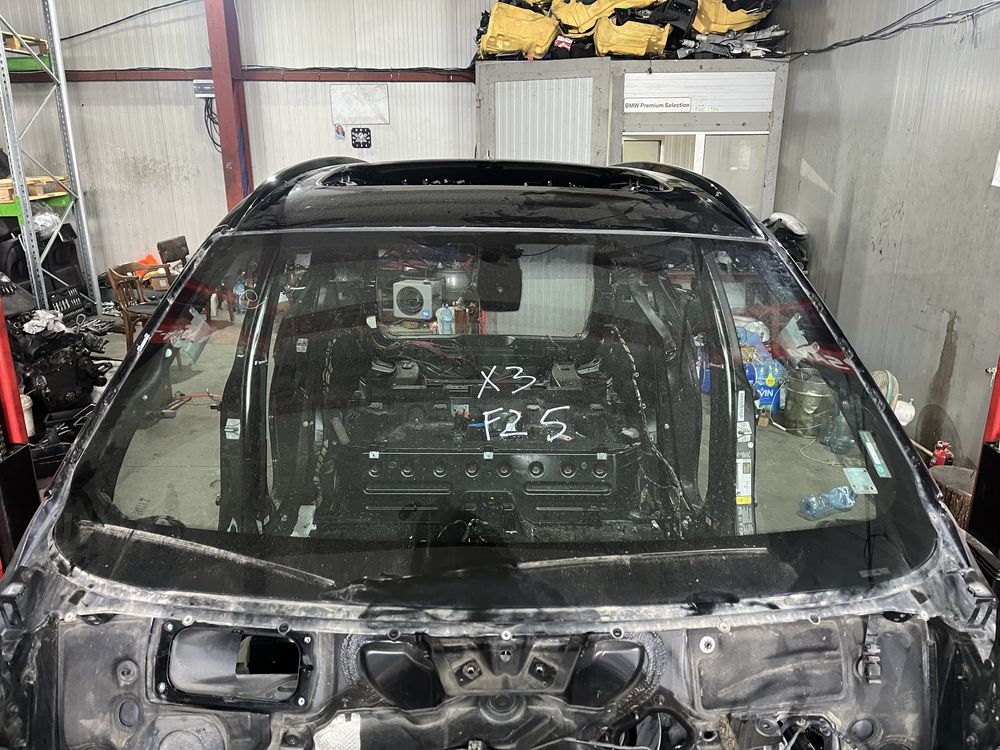Предно стъкло бмв х3 ф25 2012г ( predno styklo bmw x3 f25 )