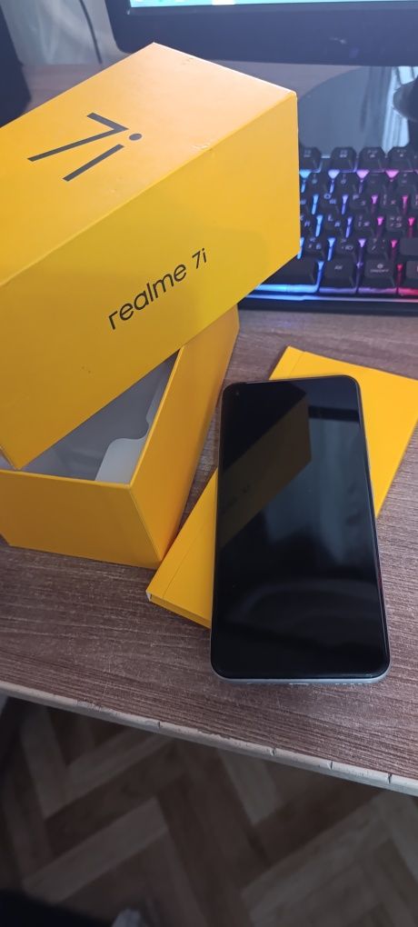 Продам Realme 7i