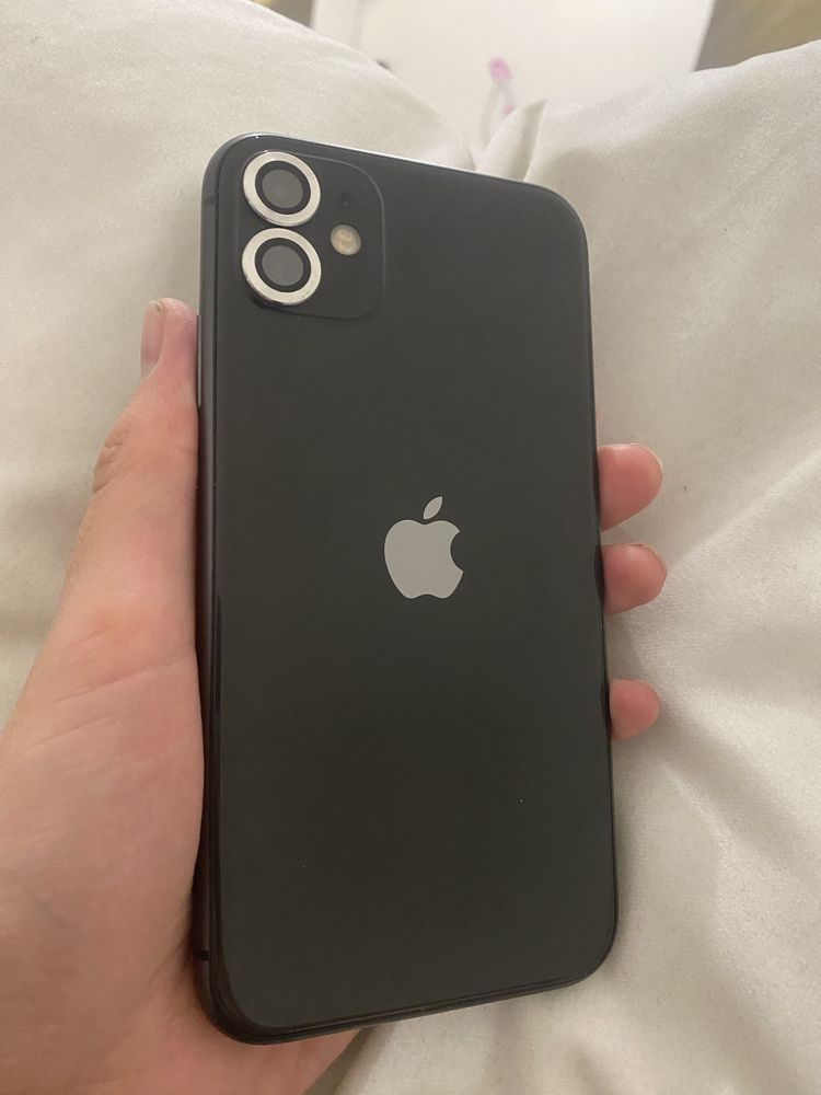 Iphone 11 black 83%