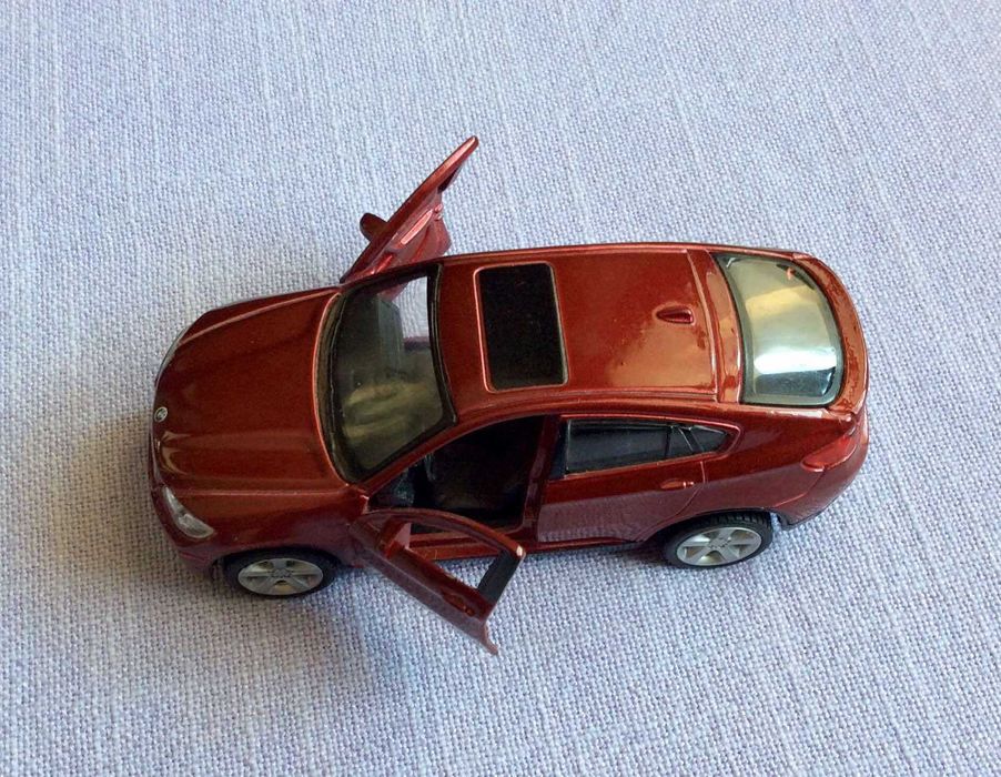 метална количка -  BMW X6 - мачбокс