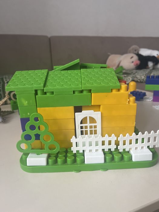 Большой конструктор домик с машинами