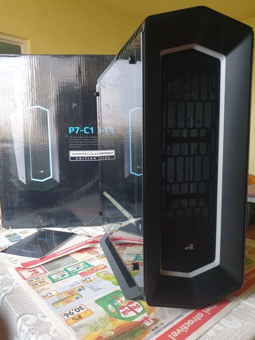 Carcasa PC Aerocool P7-C1 Tempered Glass