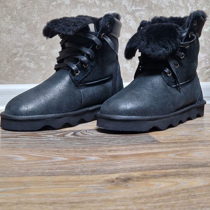 Продам новые угги .