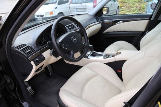 Mercedes Benz E500 AMG