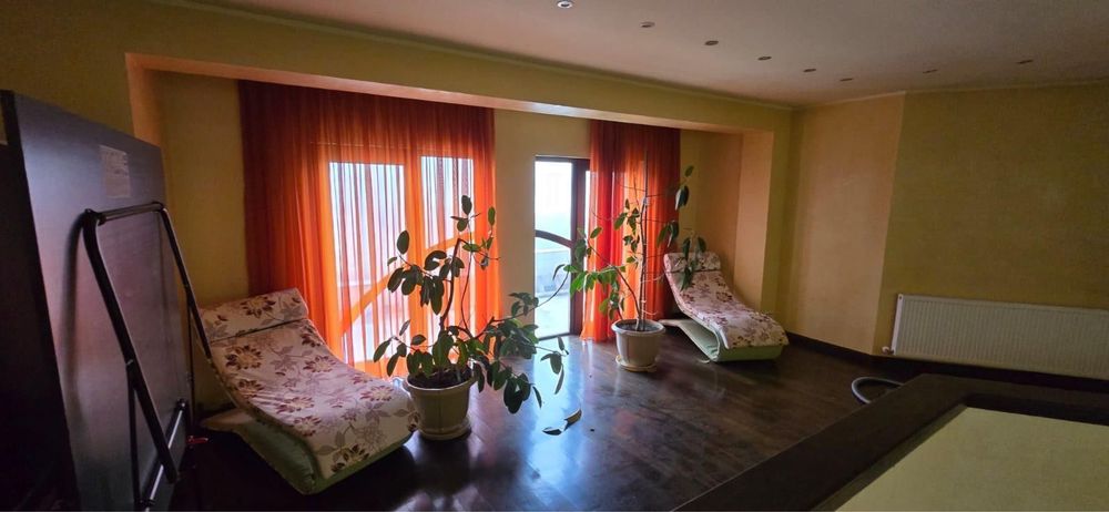 Casa moderna de vanzare !