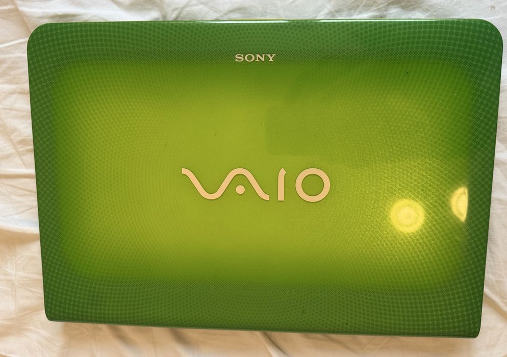 Vand laptop sony Vaio de piese