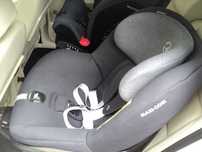 Бебешки Maxi Cosi - Pearl Smart за деца 0-15 м. и Titan Plus 15-36m.