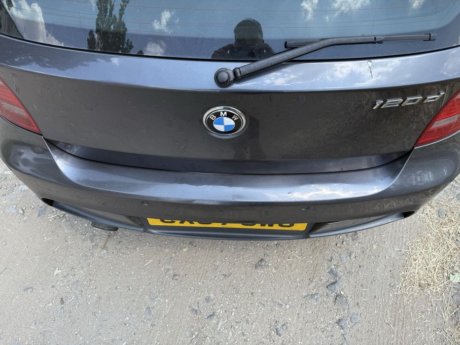 Haion bmw seria 1 e87 e81 portbagaj bmw e87 e81