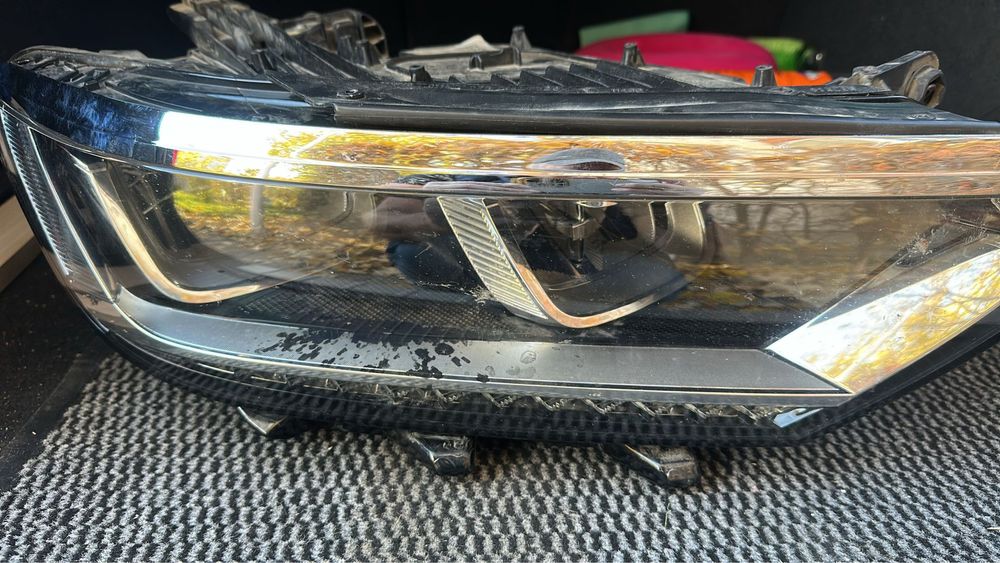 VW passat 2018 B8  3G1  faruri dreapta led cu crom