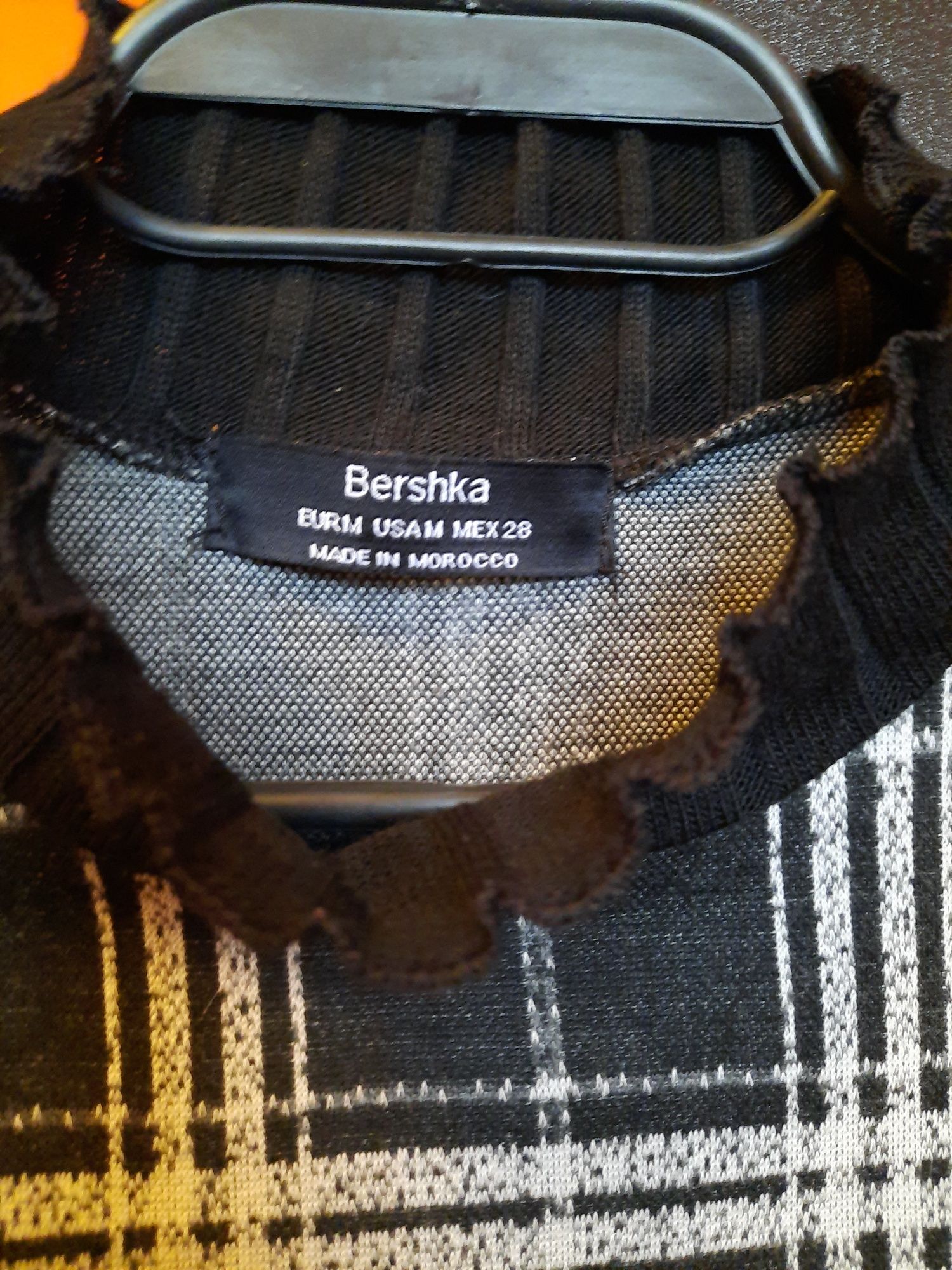 Рокля Bershka S и обувки Пао Ботичели номер 37