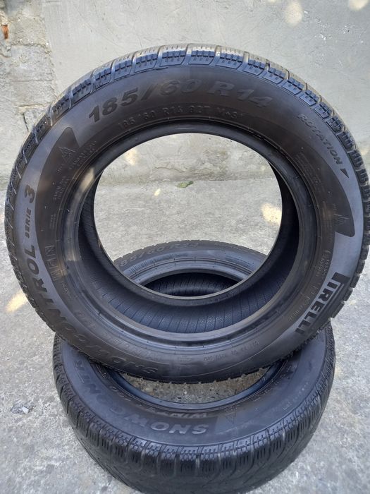 Triple semnalizare Ford Fiesta/Cauciucuri de iarnă PIRELLI 185/60 R14