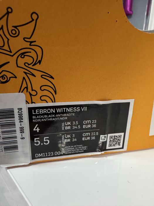 Nike Lebron Witness VII