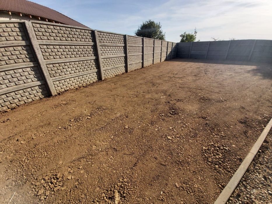 Miniexcvator utilaje bobcat inchiriat amenajre curte gradina sapat