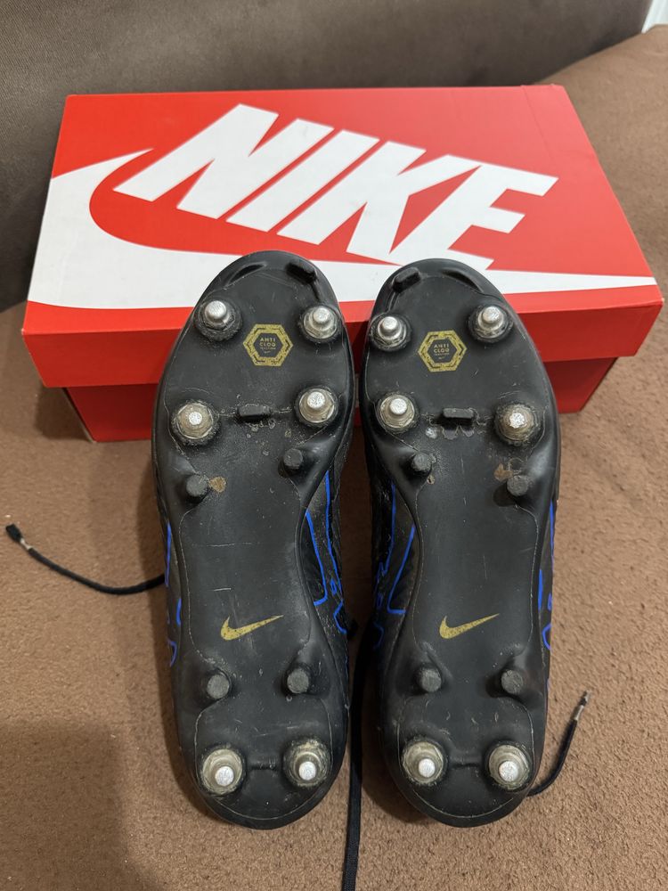 Футболни обивки Nike Mercurial Air Zoom