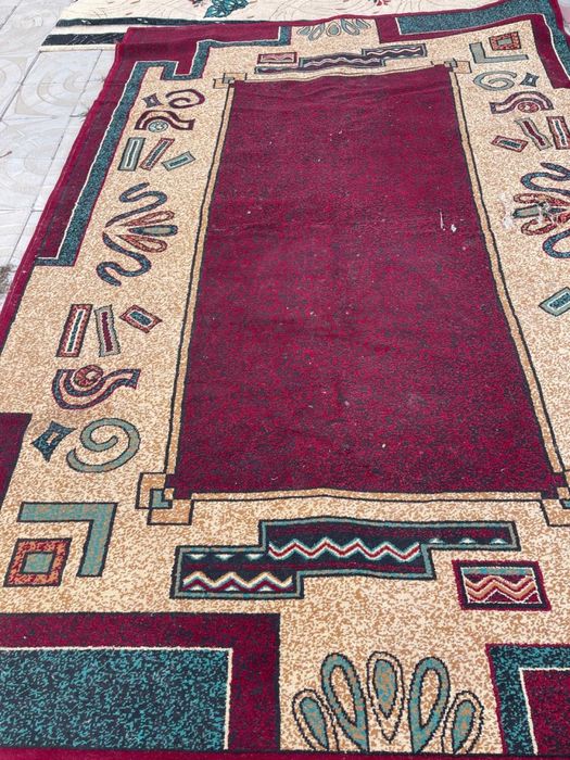 Б/у ковры в хорошем состоянии — разные размеры и модели