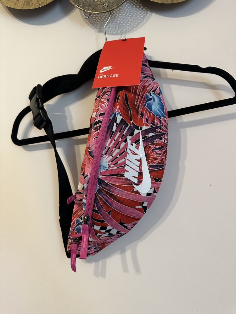Borseta Nike Sportswear