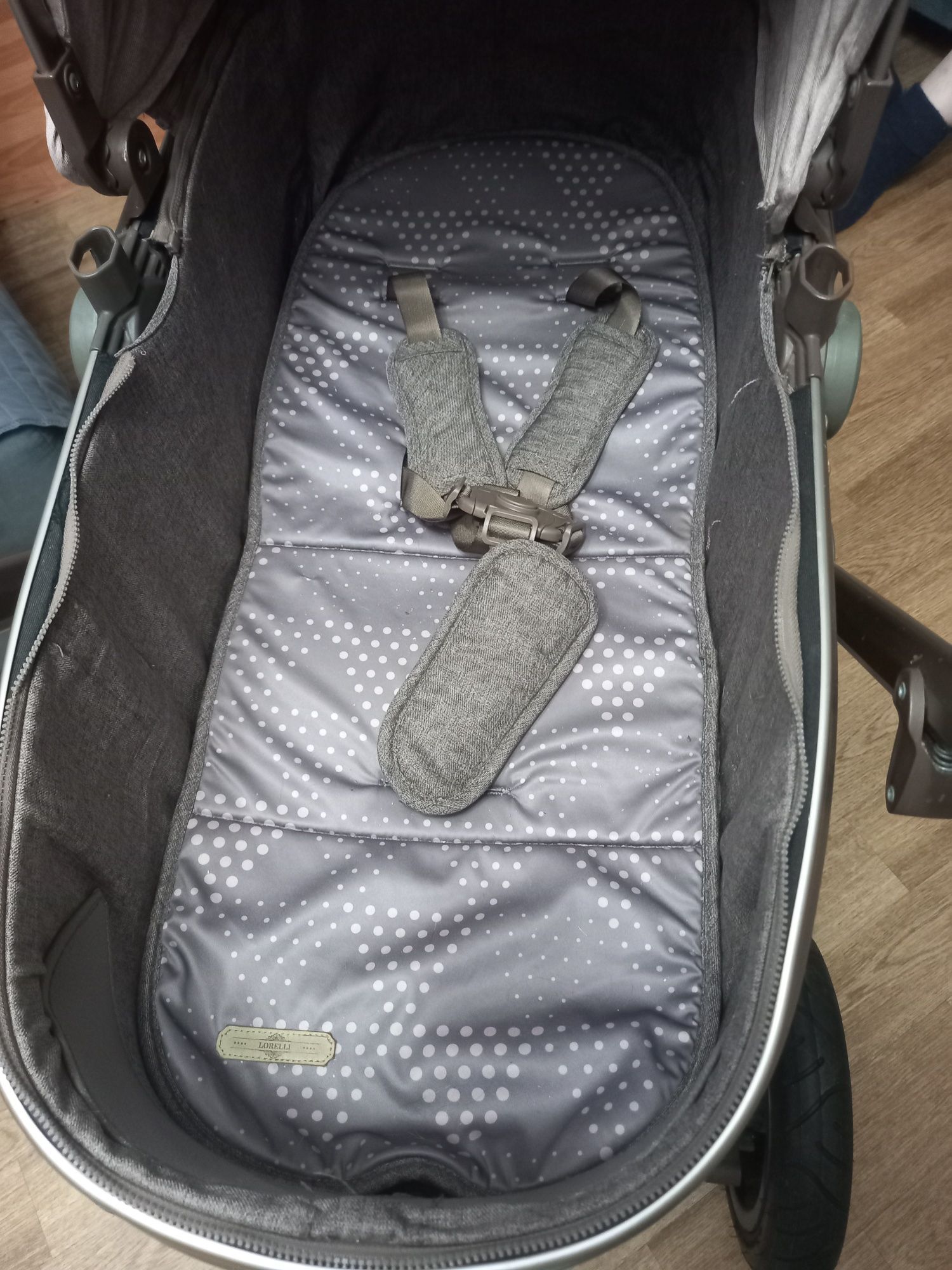 Коляска 2 в 1  Lorelli Aurora.