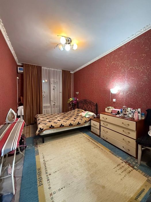 Продаётся 2х комнатная квартира Юнусабад 14 Квартал