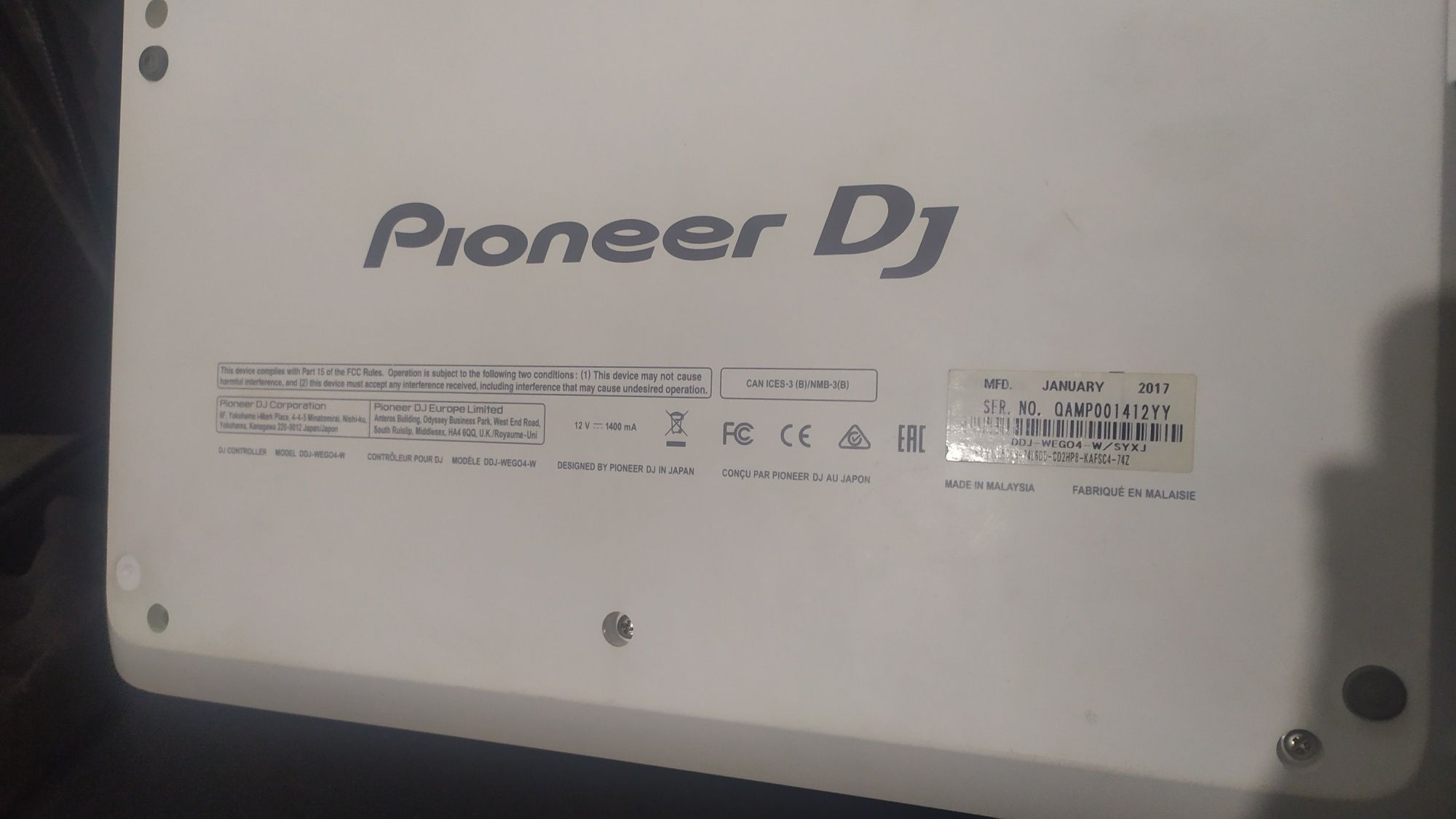 Pioneer Dj aparati sotiladi srochni