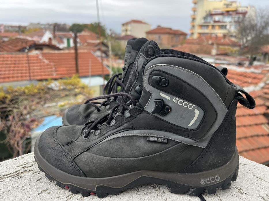 Ecco Gore-Tex 43 Vibram