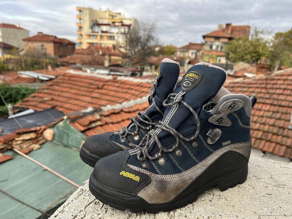 Asolo Gore-Tex Vibram 43 2/3