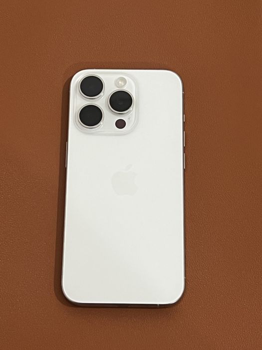 IPhone15pro 256GB White Titanium