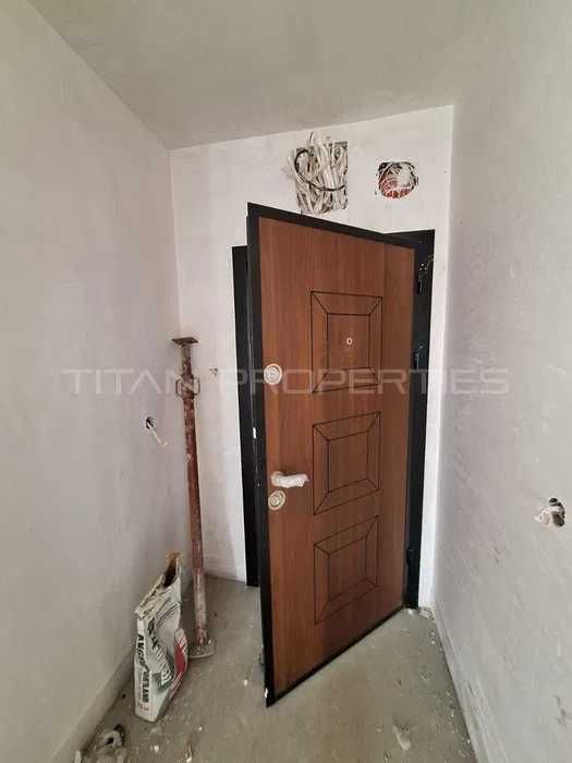 Продава се Четиристаен апартамент в Пловдив, Остромила - 204 кв.м за 1000 €/кв.м - Снимка #12