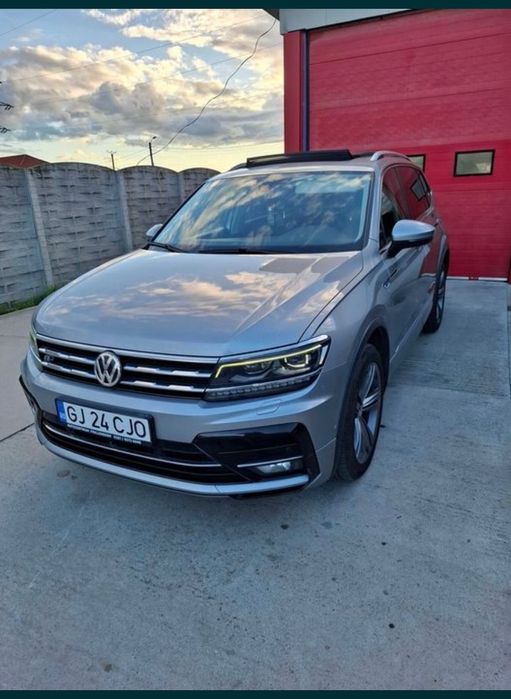 Volkswagen Tiguan VOLKSWAGEN TIGUAN AllSpace R-line 2.0 TDI 7 locuri