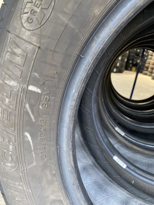 215/ 60/16 Michelin Vara