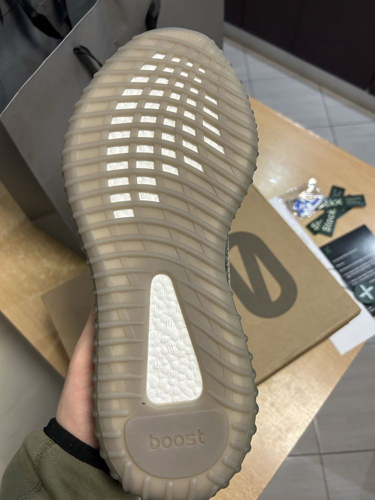 yeezy boost 350 beluga