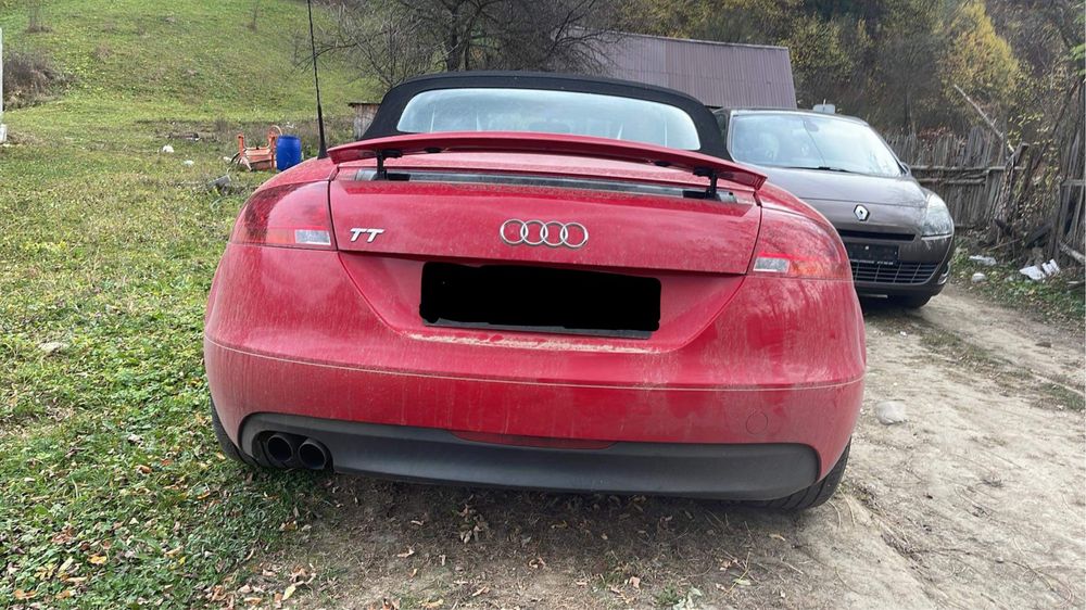 Eleron usa aripa faruri bara spate geam oglinda usi audi TT 8j cabrio
