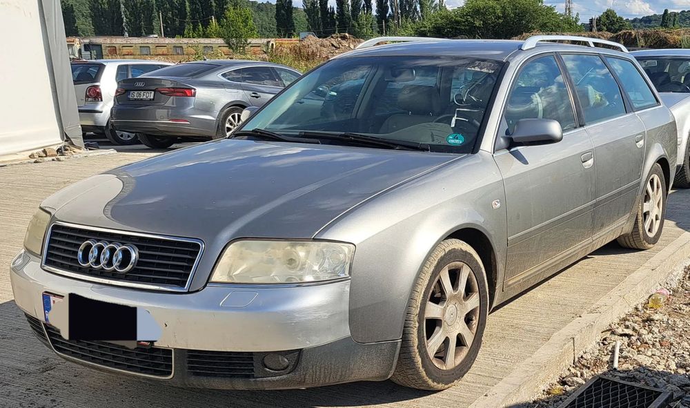 Dezmembrez A6 C5 2004 Motor BDH culoare LY7Q