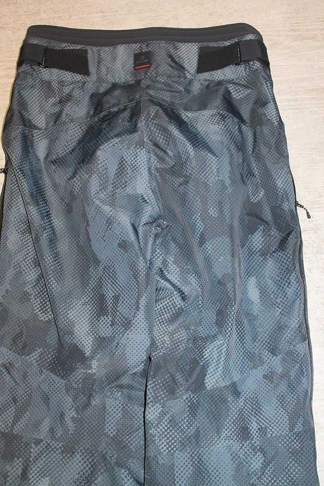 ски гащеризон Bogner богнер, Дамски обувки, ски маска uvex, ски каска