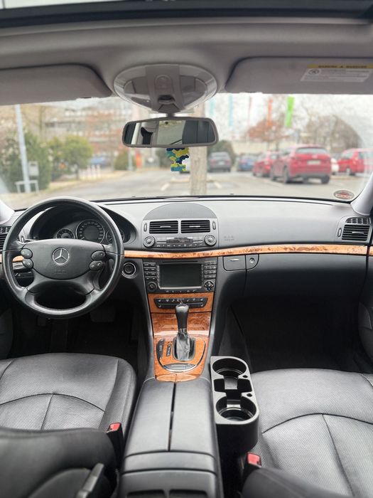 Mercedes W211 E350 benzina