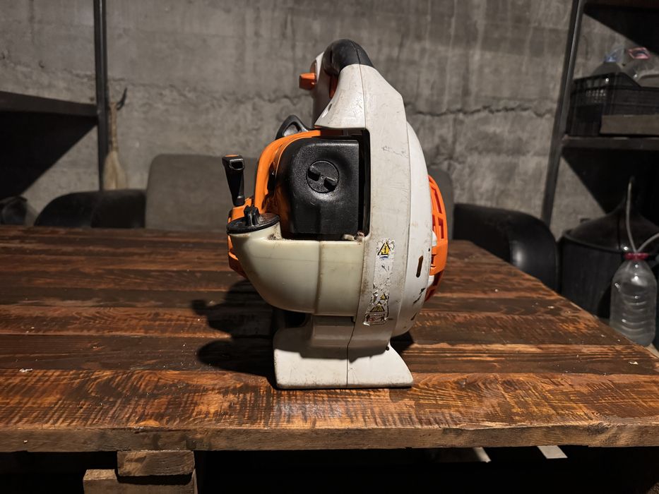 Suflantă pe benzină Stihl SH 86,