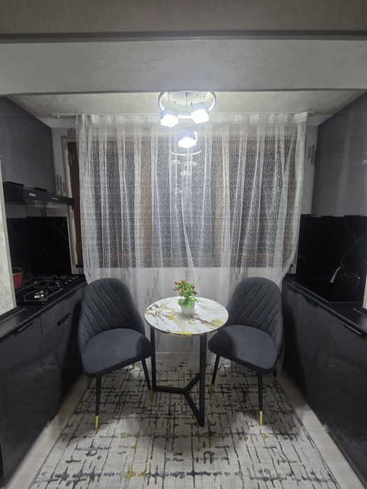 Kivartira bor ikkixona