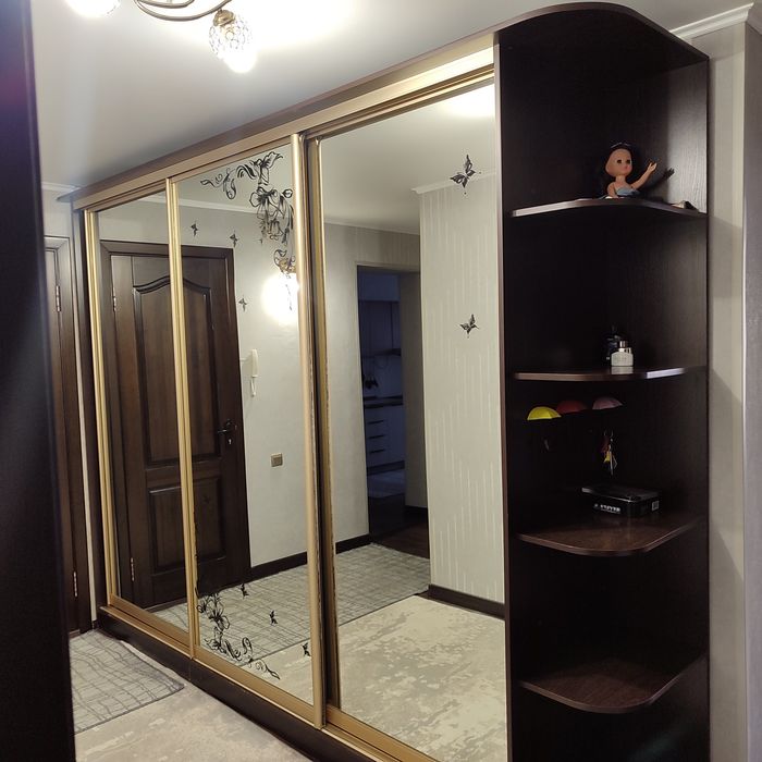 Шкаф купе продам