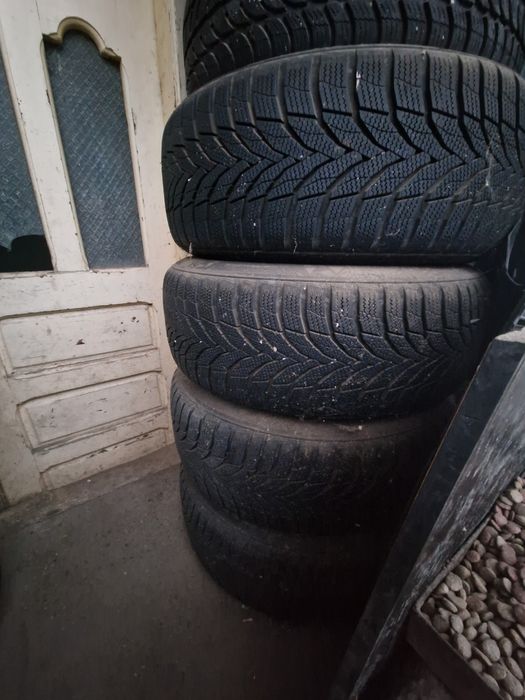 Jante bmw f10 r17 cu anvelope iarna pret 1750 lei fix