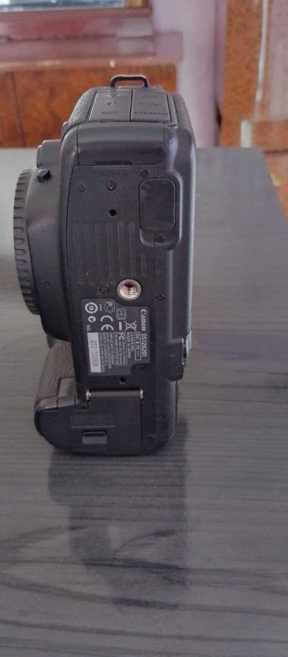 5d mark II body sotiladi