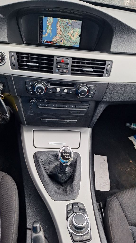 BMW 318D 143кс на части