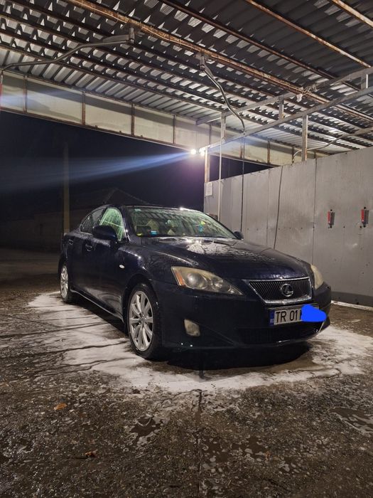 Vand/schimb Lexus is220d