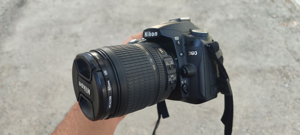 Nikon D90  sotiladi yangi fotoaparat