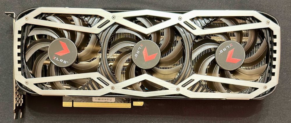 ТОП състояние Видео карта GPU PNY RTX 3090 24GB XLR8 Gaming EPIC-X