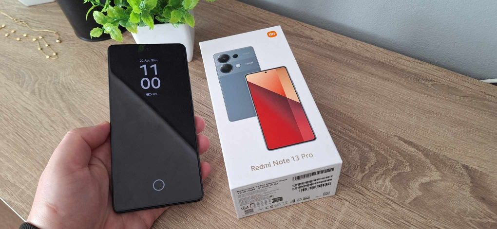 La Schimb Xaiomi Redmi Note 13 Pro nou la cutie fullbox 12 GB RAM 512