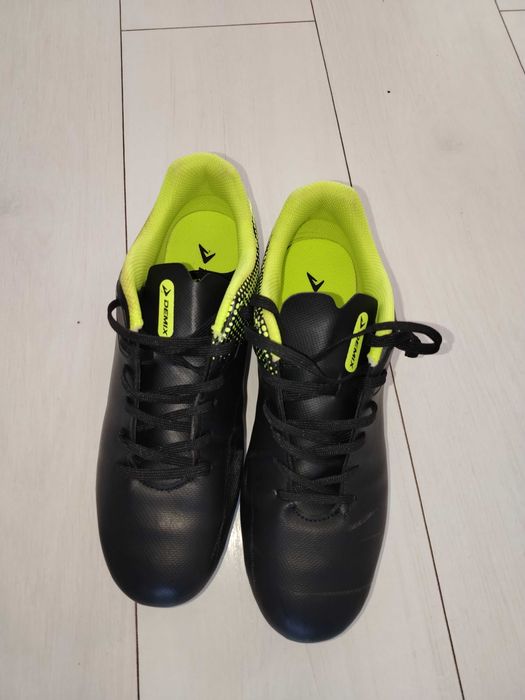 Бутсы Demix размер 40,ходиль только 1 день