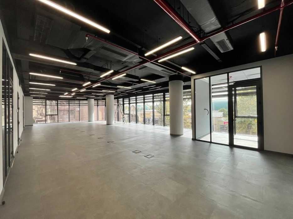 Сдаётся офис 306 м² в БЦ Orient, Центр Юнусабадский р-н рынок Алайский
