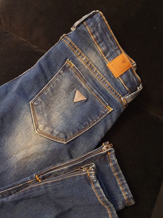 Blugi Guess originali, noi