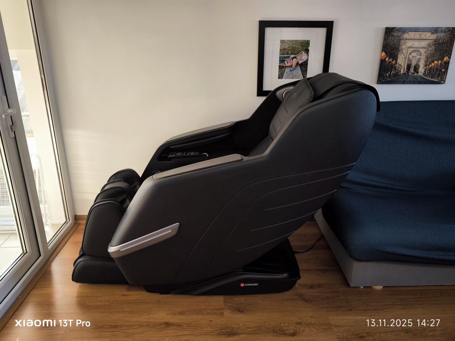 fotoliu masaj Komoder Vector, nou, garanție 3 ani din 19.03.2025.