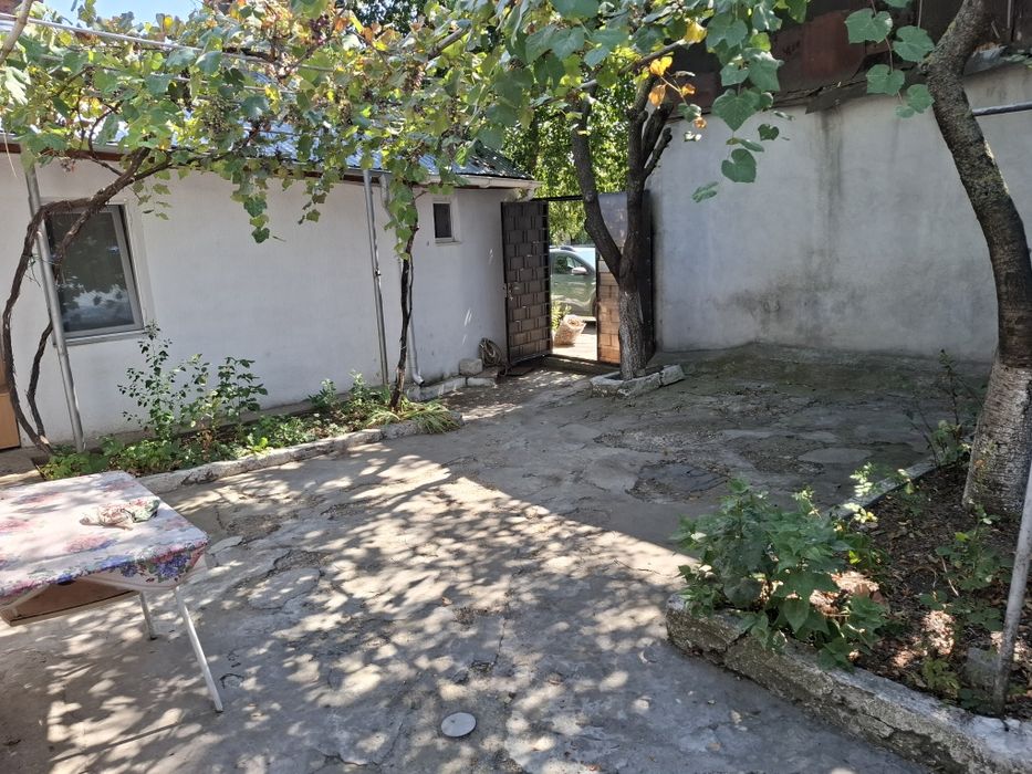 Casă complet mobilată și utilată